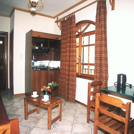 Anna Aparthotel
